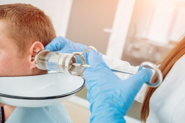 Lavado de oídos – Clinica Hispana Nueva Salud